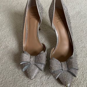 INC Glitter Bow Heels Silver 6M